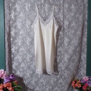 Vintage 70s Slip 1970s Dress Slip White Nylon Lace Pinup Lingerie Retro Size 46